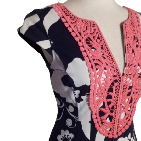 Lilly Pulitzer Briella Fit N Flare Hibiscus Floral Navy Foral Jersey Mini Dress - Picture 5 of 9